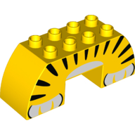Duplo Brick 2 × 6 × 2 Curved with 2 × 2 Cutout on Bottom with Tiger Body Print Gelb