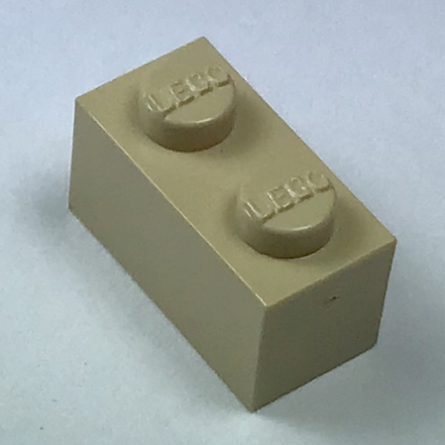 Modulex Stein 1 × 2 mit LEGO auf Noppe