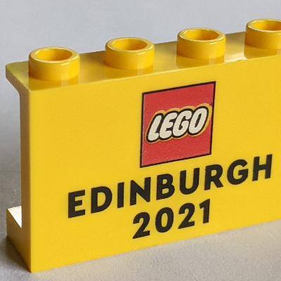 Paneel 1 × 4 × 2 mit Seite Stützen - Hohlnoppen mit 'LEGO EDINBURGH 2021' Druck Gelb