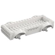 Vehicle Base 8 × 16 with Wheel Arches, Front and Side Studs, and 4 × 14 Recessed Studded Section, 3 Holes, White Wheel Clip Pins White
