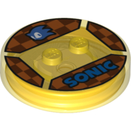 Function Brick Round 4 × 4 × 2/3 with 2 Studs and Blue Sonic Head and 'SONIC' on Checkerboard Background print Trans-Yellow