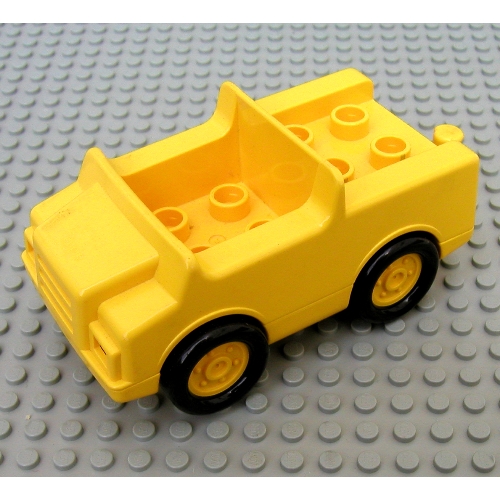 Duplo Car with 2 × 2 Studs in Bed, 1 Stud in Cab and Yellow Base Yellow
