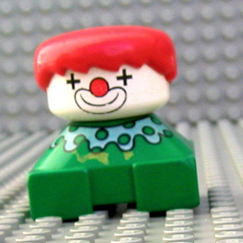 Duplo 2 × 2 × 2 Figure Brick, Spiky Bangs, Red Hair, Clown Make-up, Yellow Collar with Dots Print Green
