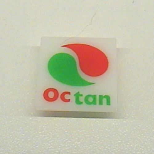 Leuchtschild 2 × 2 Clip auf der Rückseite mit Octan-Logo (bedruckt) Milchweiß