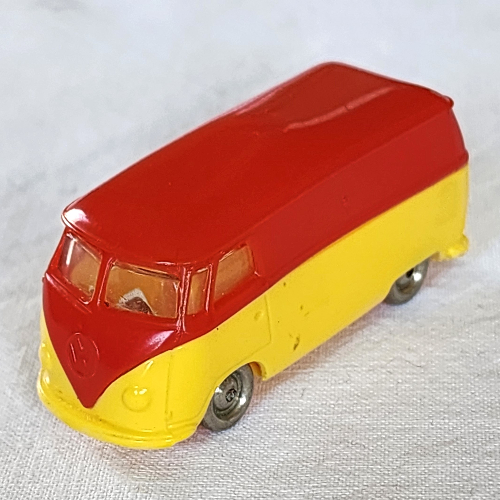 HO Scale VW Van - Yellow Base Rot