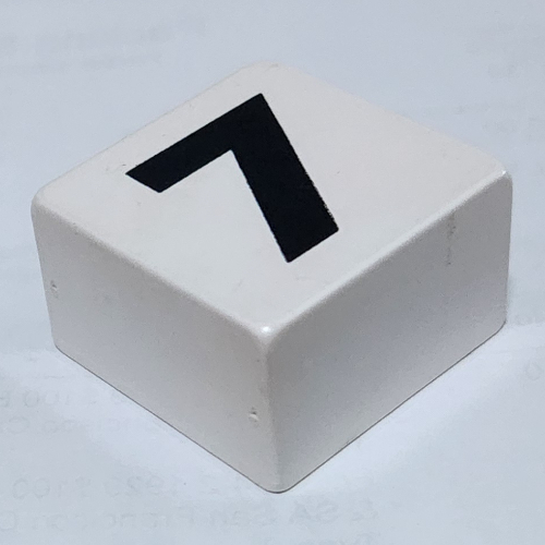 Duplo Tile 2 × 2 × 1 with '7' Print White