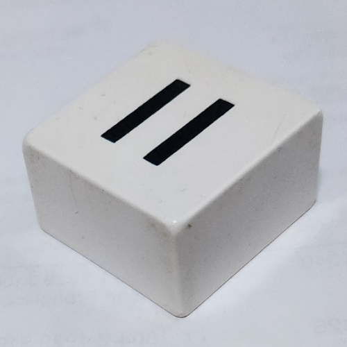 Duplo Tile 2 × 2 × 1 with Equal Sign '=' Print Weiß