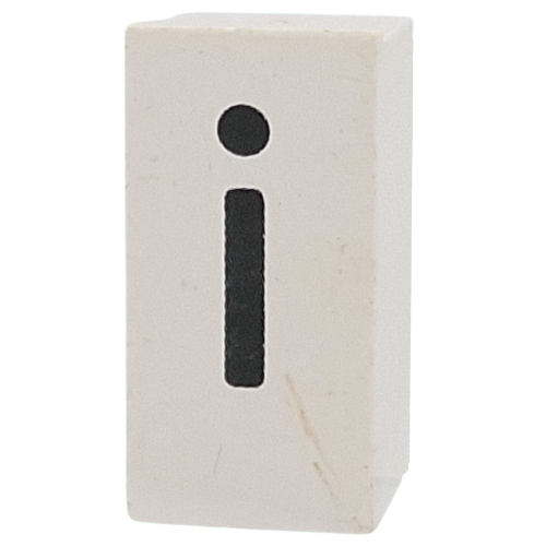 Tile Special 1 × 2 × 5/6 with Stud Hole in End with 'i' print Weiß