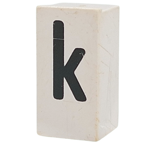 Tile Special 1 × 2 × 5/6 with Stud Hole in End with 'k' print Weiß
