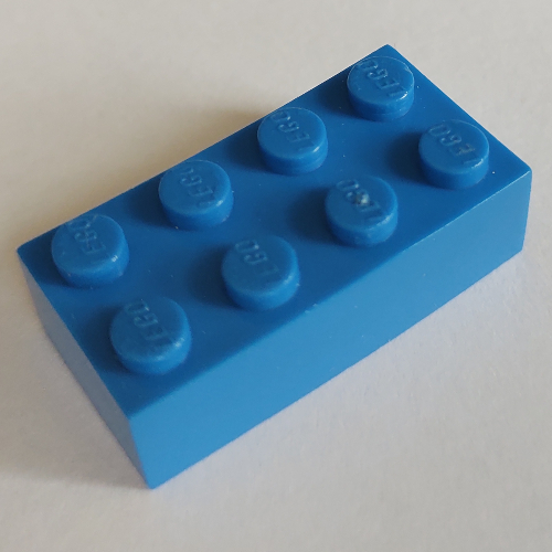 Brick 2 × 4 without Bottom Tubes Blau