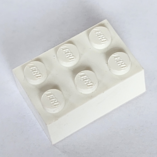 Brick 2 × 3 without Bottom Tubes White