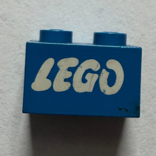 Brick 1 × 2 with LEGO Logo Open O White with no Outline Print Blue