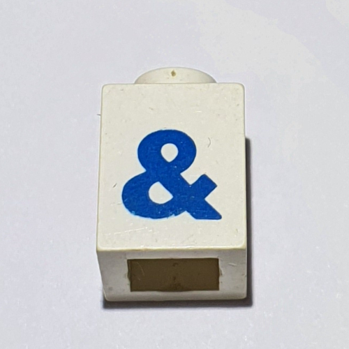 Brick 1 × 1 with Blue '&' Print (Bold Font) White