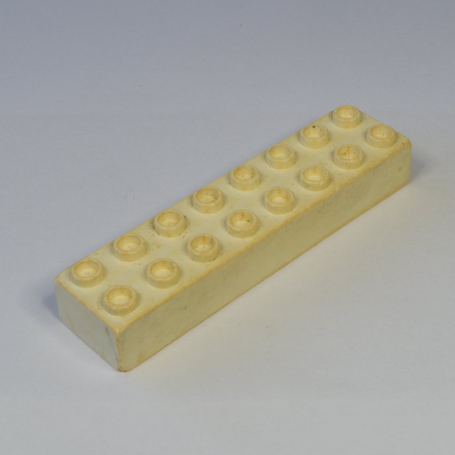 Minitalia Brick 2 × 8 with Bottom X Supports