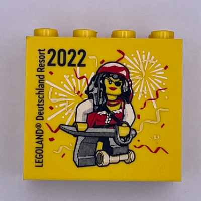Brick 2 × 4 × 3 with 'LEGOLAND Deutschland Resort 2022' Pirate Woman Print Yellow