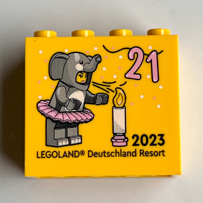 Brick 2 × 4 × 3 with 'LEGOLAND Deutschland Resort 21 2023', Elephant Costume Minifig, Candle Print Yellow