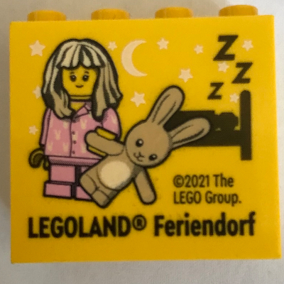 Brick 2 × 4 × 3 with 'LEGOLAND Feriendorf', Pajama Girl, Teddy print Yellow