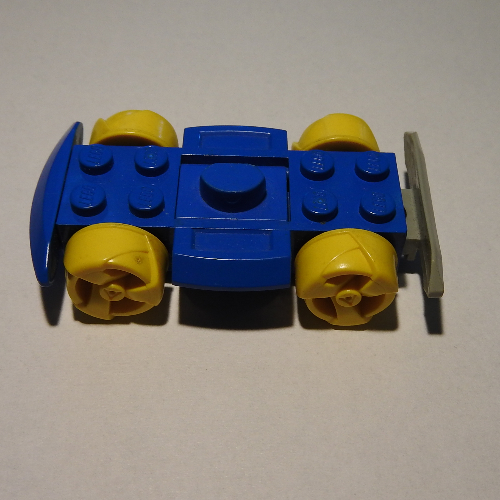 Vehicle Base 4 × 6 Racer Base with Yellow Wheels Blue