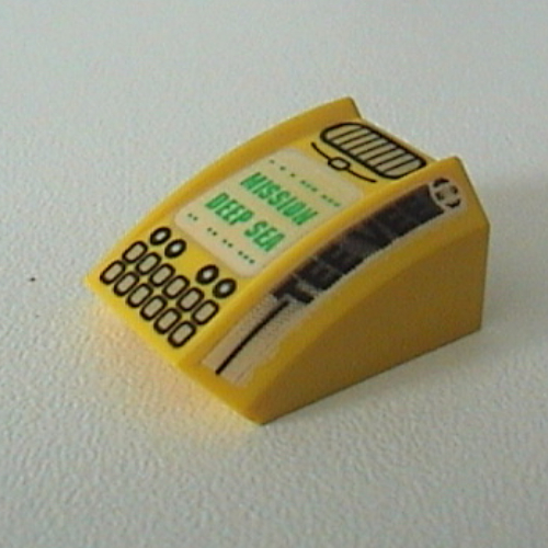 Brick Curved 2 × 2 with Lip, No Studs with Mission Deep Sea 'TEE VEE' Print Gelb