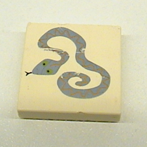 Tile 2 × 2 with Curled Snake Print Weiß