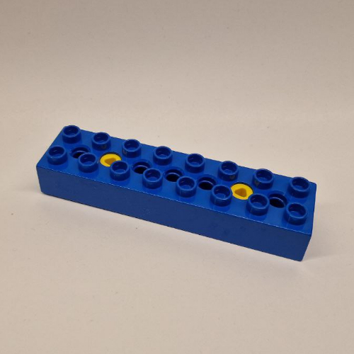 Duplo Toolo Brick 2 × 8 with 2 Screws in Holes 2 and 6 Blau