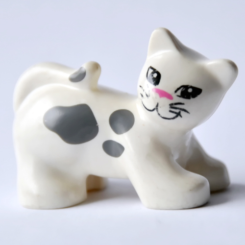 Duplo Animal Cat with Whiskers, Pink Nose, and Gray Spots Print White