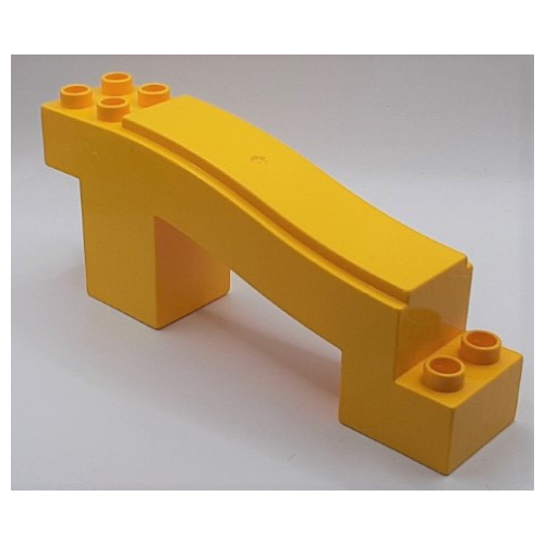 Duplo Road Section, Incline with 4 studs at Top Yellow