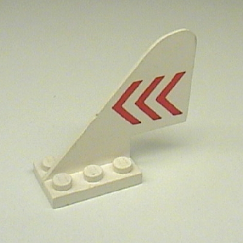 Tail Old with 3 Red Arrows Print Weiß