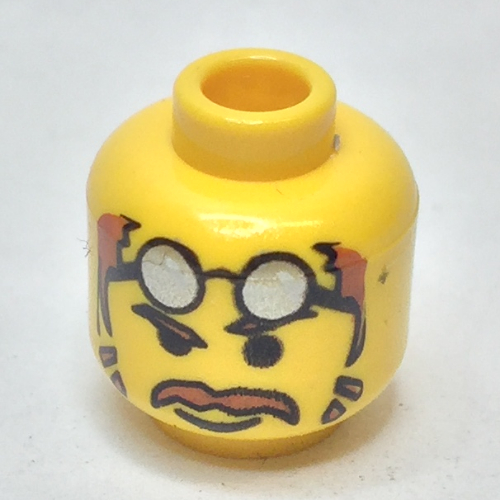 Minifig Head Docs / Cameraman, Moustache Brown Hair, Glasses on Forehead, Raised Eyebrow Print [Blocked Open Stud] Gelb