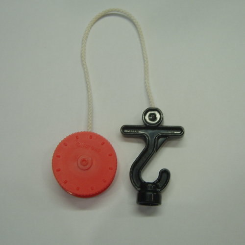 Duplo Winch Drum Narrow with White String and Black Thick Hook with Stud Case and Horizontal Bar Rot