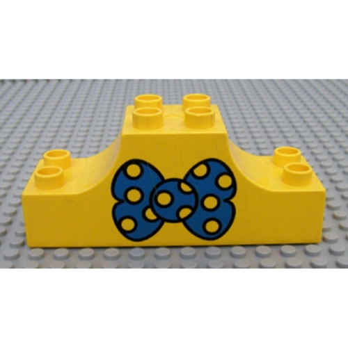 Duplo Brick 2 × 6 × 2 with Curved Ends and Bow Tie Print Yellow