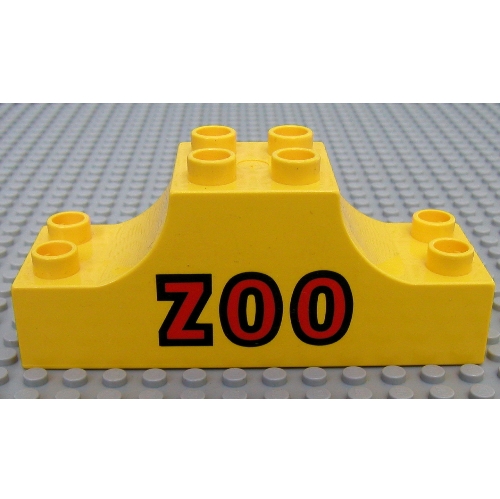 Duplo Brick 2 × 6 × 2 Curved Ends with 'Zoo' Print Gelb