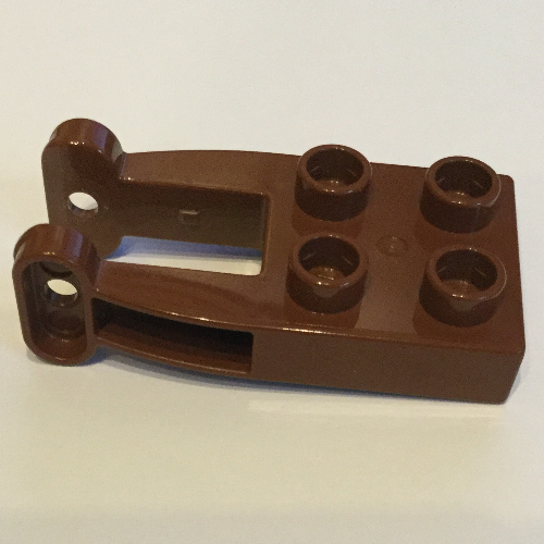 Duplo Plate 2 × 2 with Tow Rope Holder Arms Rotbraun