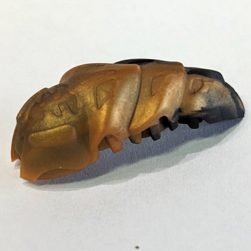 Large Figure Accessory, Rahkshi Kraata Stage 1 with Marbled Black Tail Pattern Reddish Gold
