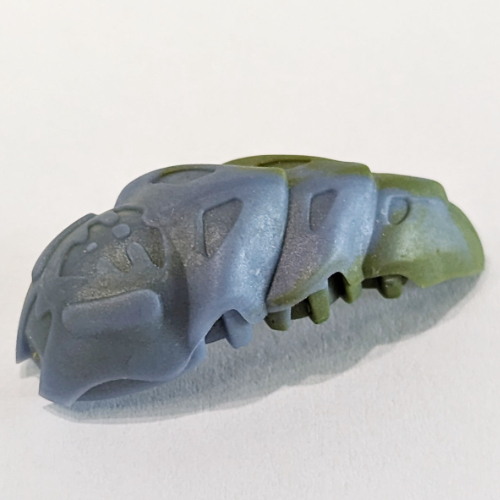 Large Figure Accessory, Rahkshi Kraata Stage 1 with Marbled Pearl Lime Tail Pattern Pearl Sand Blue