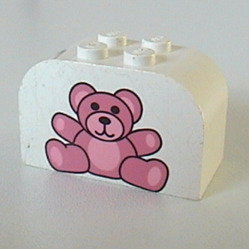 Brick Curved 2 × 4 × 2 Double with Teddy Bear Print White