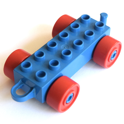 Duplo Car Base 2 × 6 with Red Wheels and Old Style Closed Hitch End
