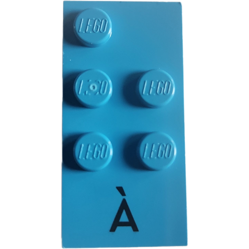 Braille Brick 2 × 4 with 5 Studs ⠷ and 'À' print Dunkelazur