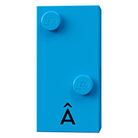 Braille Brick 2 × 4 with 2 Studs ⠡ and 'Â' print Dunkelazur