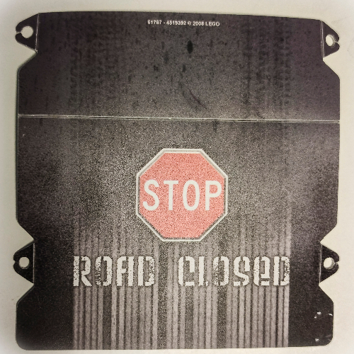 Ramp Cover, with Stop Sign and 'ROAD CLOSED' Print [Keine Farbe/Beliebige Farbe]