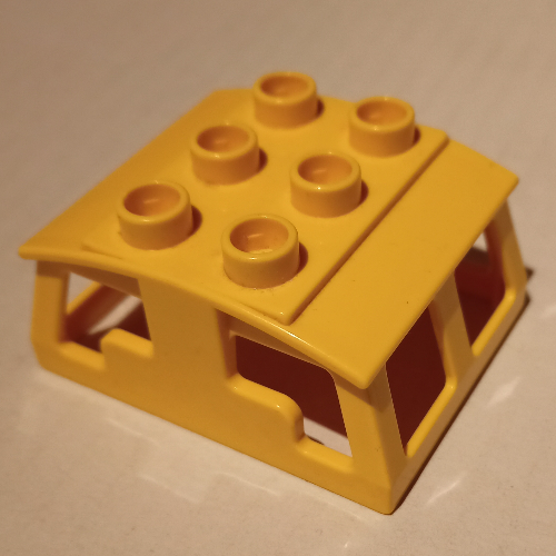 Duplo Train Locomotive Cabin Roof 2 × 3 Studs on Top Gelb