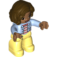 Duplo-Figur mit langen links gescheitelten Haaren braun, mit hellgelben Beinen, rosa-weiß gestreiftem Shirt und Jacke (bedruckt) in Leuchtendes Hellblau