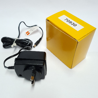 Electric Adapter / Transformer, 240V 50Hz, Train Speed Regulator 9V (Australia) Schwarz
