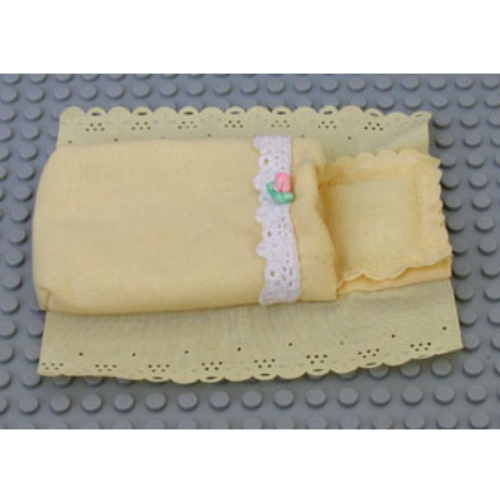 Belville, Sleeping Bag / Adult Pouch with White Lace and Pink Rose Print Light Yellow