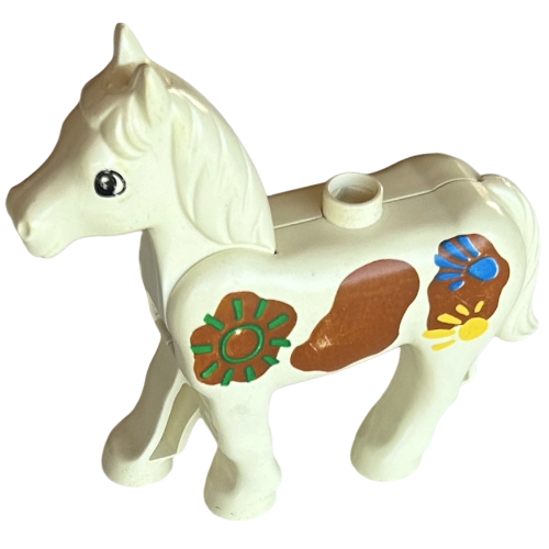 Duplo Tier Pferd mit einer Noppe und beweglichem Kopf, großen braunen Flecken und mehrfarbiger Sonne und Handabdrücken (bedruckt) in Weiß