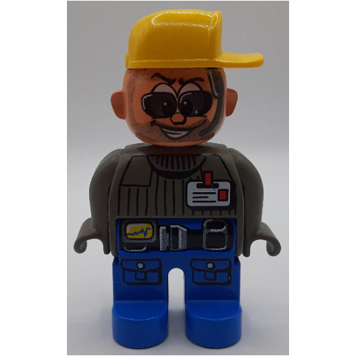 Duplo Figure, Early, Cap Yellow, Blue Legs, ID Badge with Belt, Sunglasses Print (Action Wheeler) Dunkelgrau