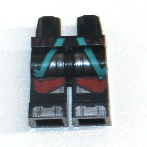 Hips and Black Legs with Dark Turquoise Straps, Red Knee Plates Print Schwarz