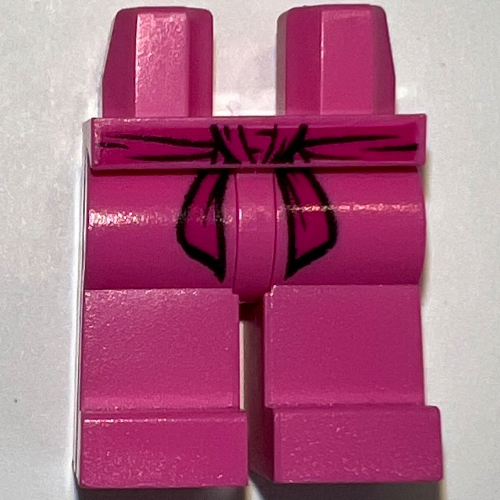 Hips and Dark Pink Legs with Magenta Belt Sash Print Dunkelrosa
