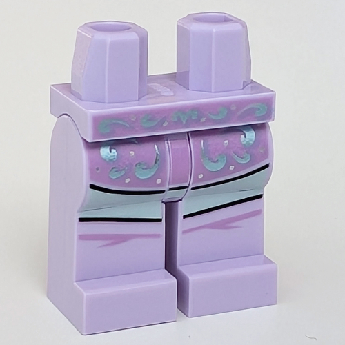 Hips and Lavender Legs with Dark Lavender/Silver Shirt, Light Aqua Decorations print Lavendel