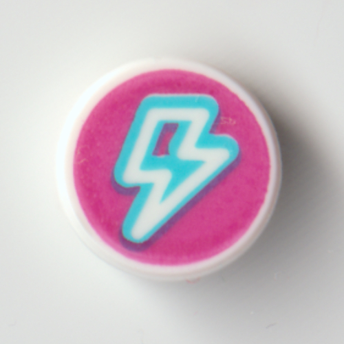 Tile Round 1 × 1 with Medium Azure Lightning Bolt on Magenta Background print Weiß